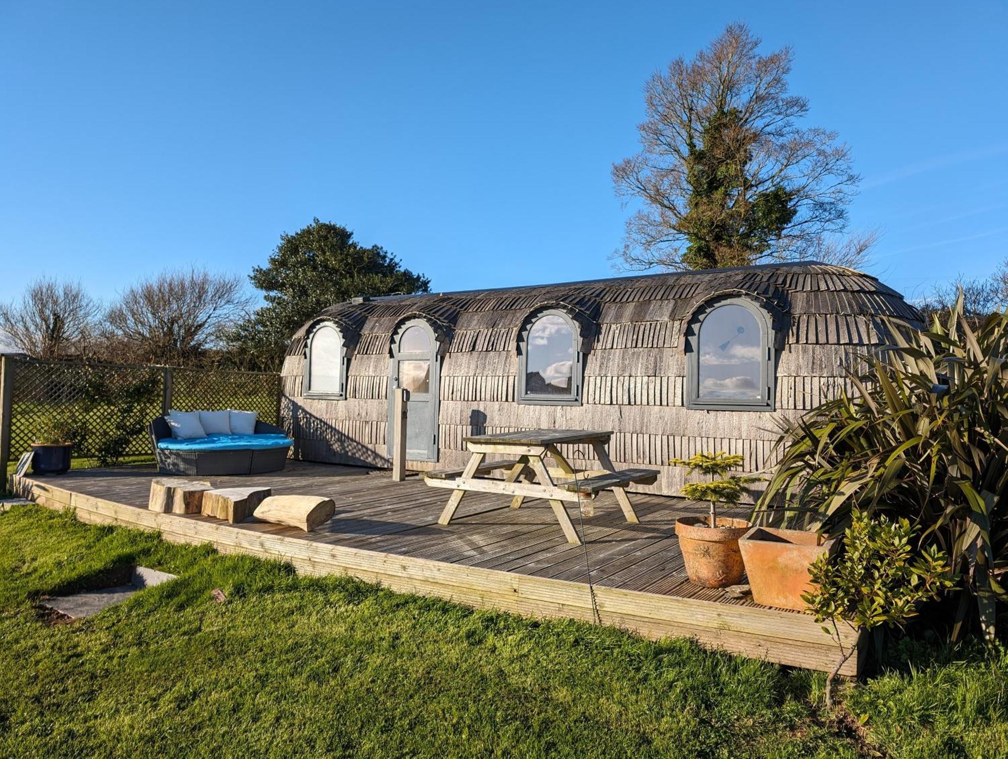 Апартаменти The Pasty - Lydcott Glamping Лоо Екстер'єр фото